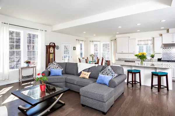 36 Kensington, Plymouth, MA 02360