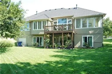 1100 Southwest Crystal Creek Place, Blue Springs, MO 64015
