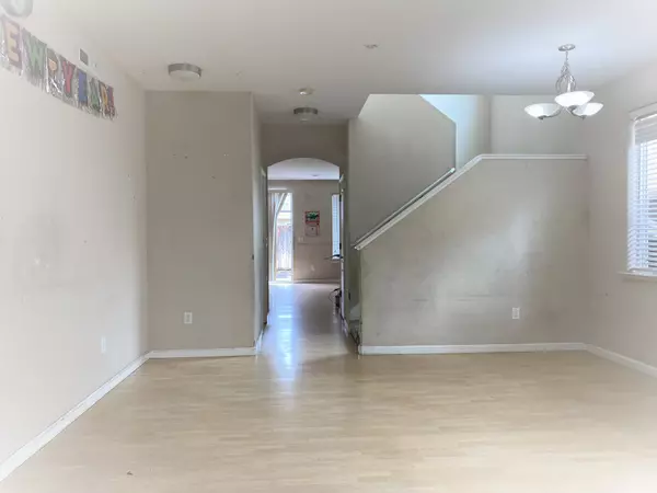 San Jose, CA 95111,5242 Vera Lane