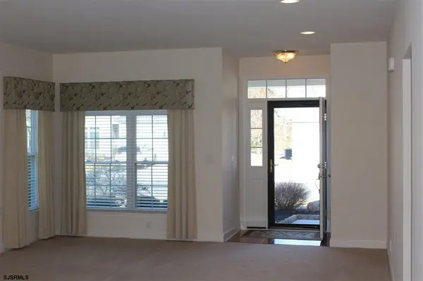 14 Marigold Circle, Egg Harbor Township, NJ 08234