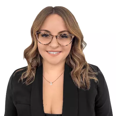 Angie Del-Moral