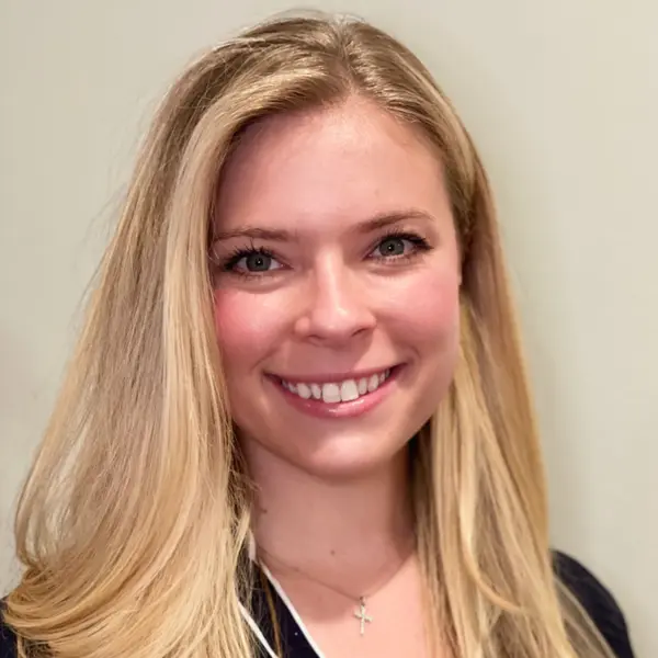 れいよう Real Estate Agent – Mackenzie Dandoy - Laura Dandoy