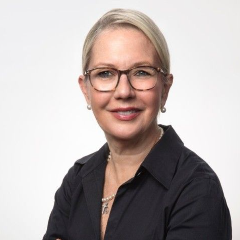 Pamela Halle