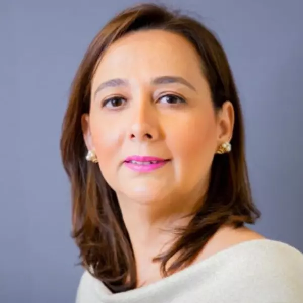 Lulu Resendez, Realtor