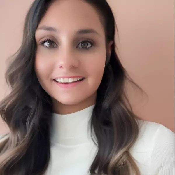Laura Varga