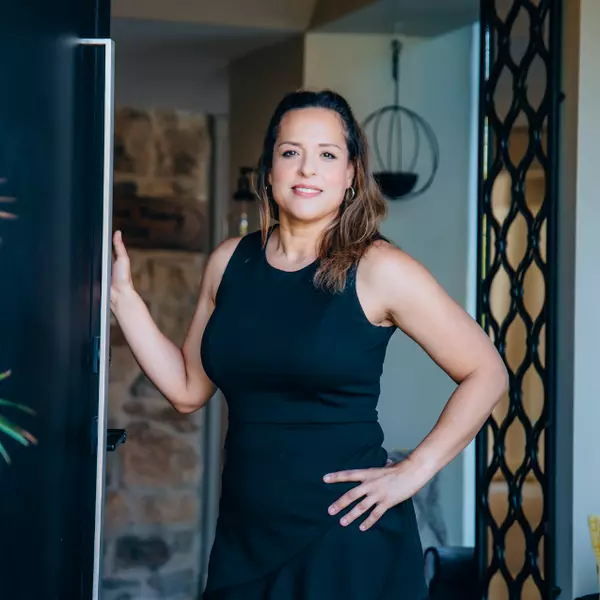 Yvette Lopez