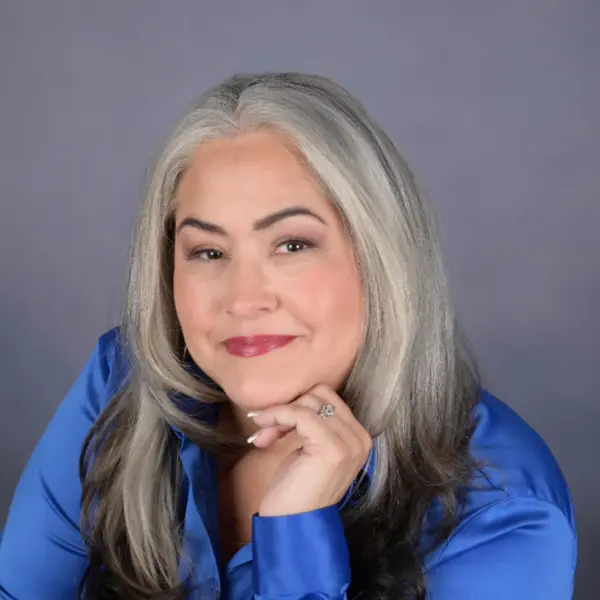 Lisa D Diaz