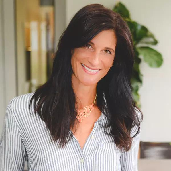 Kelly Lovegrove, Realtor, ABR