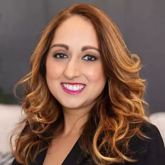 Rosalinda Cruz