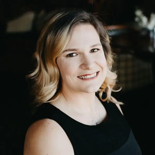 Molly Davis