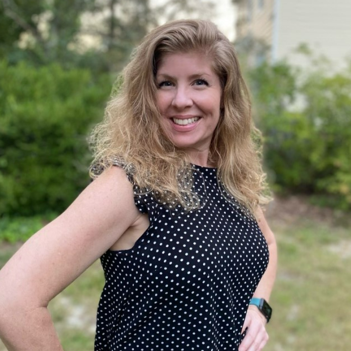 Real Estate Agent Hannah White East Pointe Real Estate Group