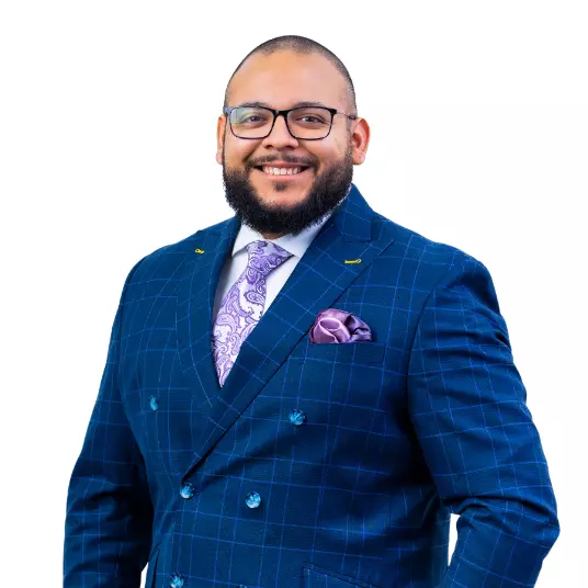 Steven D Hernandez