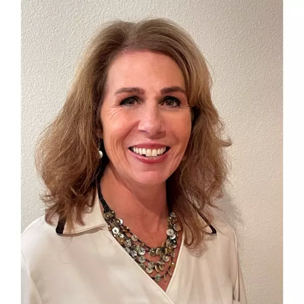 Leslie Fleming