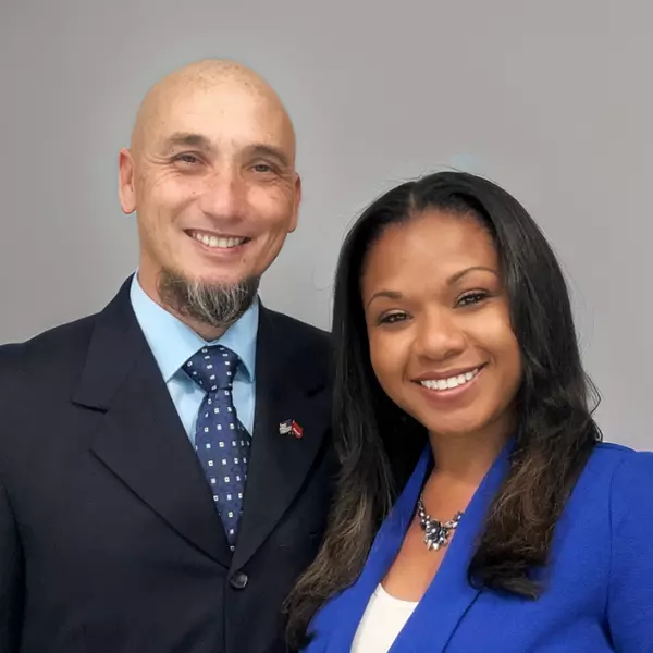 Andy & Stephanie Bueno