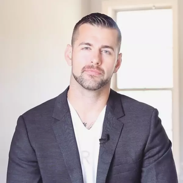 advisor profiles