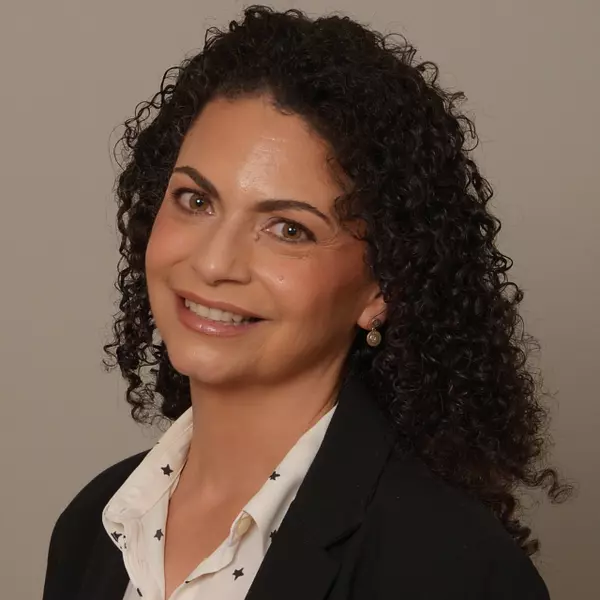Lorraine Caraccio