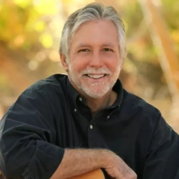 Michael Ragains