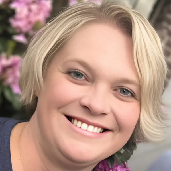 Tiffany Hull