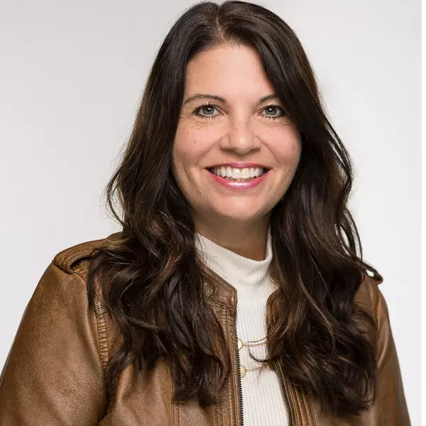 Lisa Pusheck