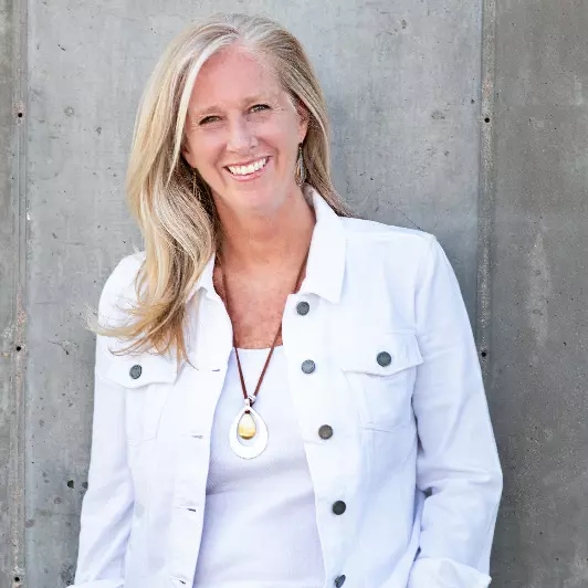 Laurie Scheik