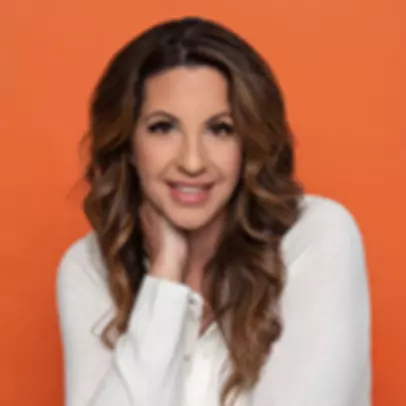 Rebecca Cruz Bustamante