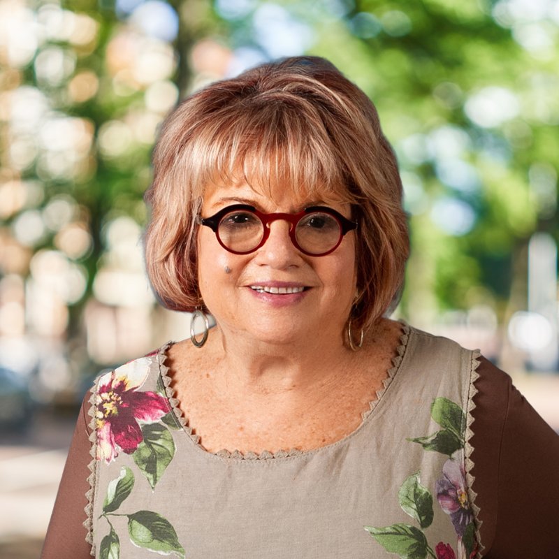 Fern Kamins