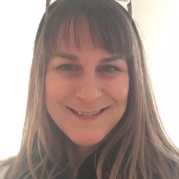 Patricia Peterson Hodge