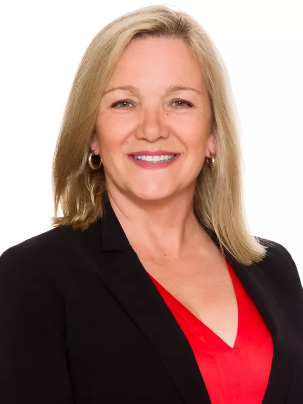 Jennifer MacLean