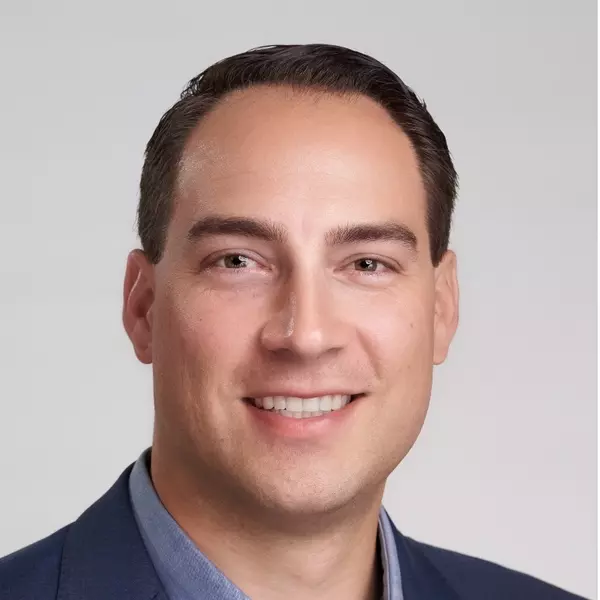 Jonathan Holzhauer