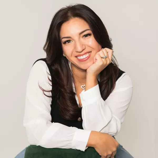 Stephanie Zapata