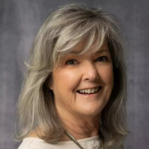 Debra Perna