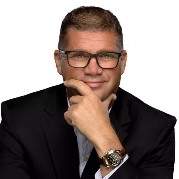 Mick McMaken