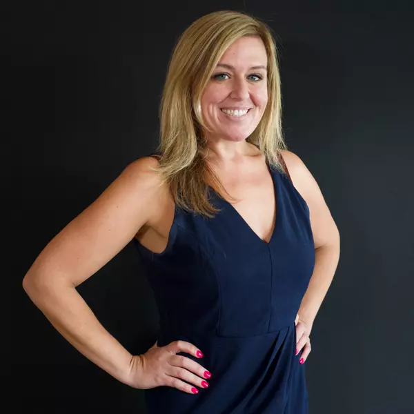LeeAnn Sullivan