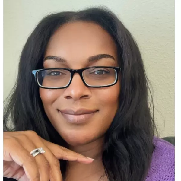 Karen Williams-deCastro