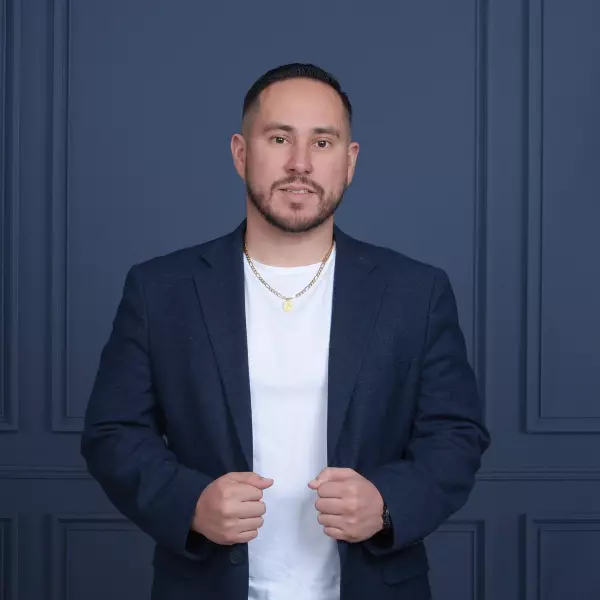 Lewis Duenas