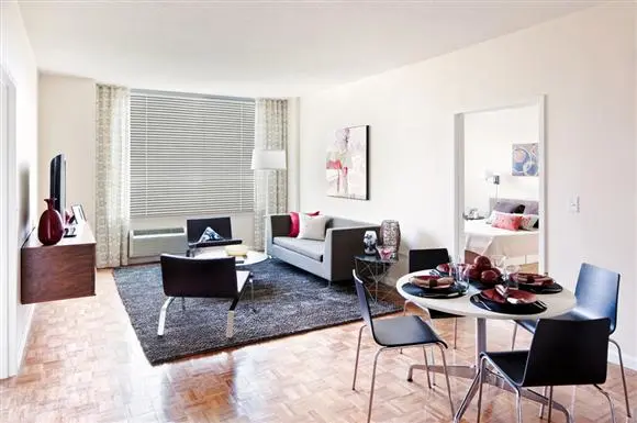 225 Grand Street, Jersey City, NJ 07302