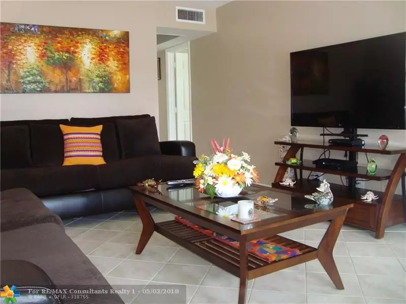 Deerfield Beach, FL 33442,160 Westbury I  #160