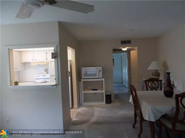 Deerfield Beach, FL 33442,244 Newport O  #244