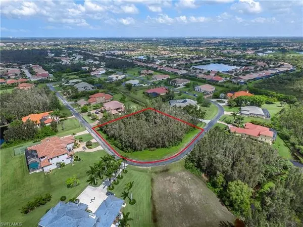 8471 Belle Meade DR, Fort Myers, FL 33908