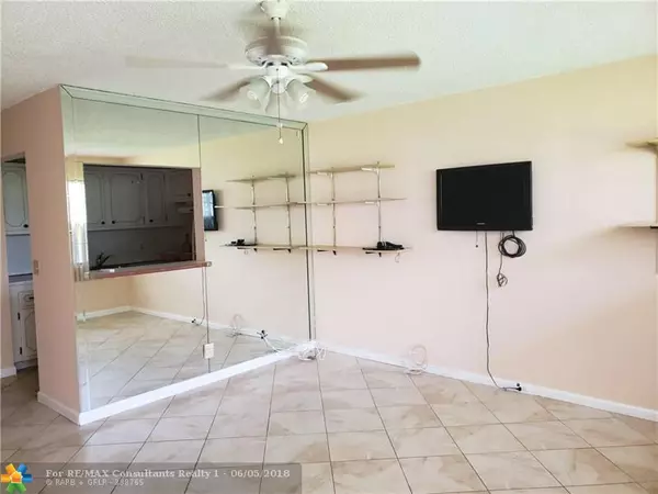 Deerfield Beach, FL 33442,514 Tilford X  #514