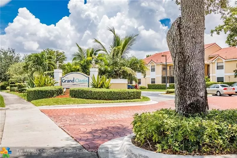 5721 RIVERSIDE DR  #302, Coral Springs, FL 33065