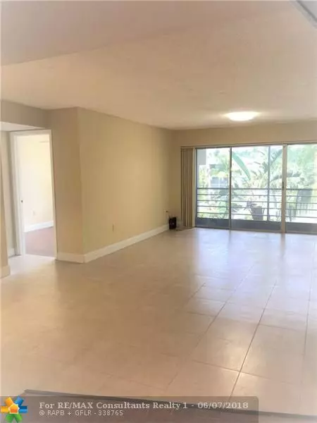 Sunrise, FL 33351,4255 N University Dr  #312