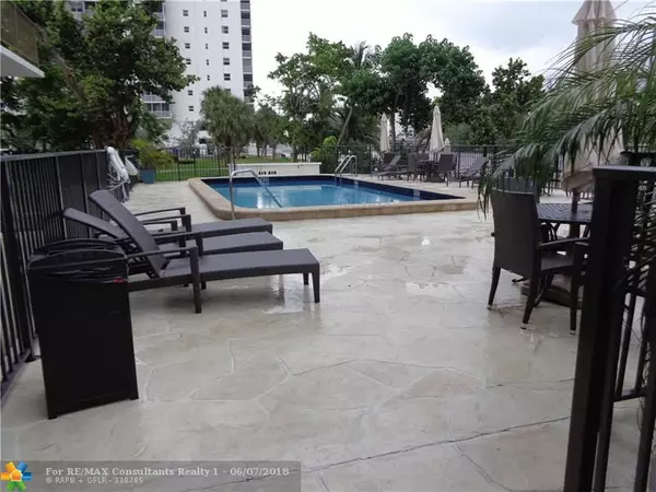 Pompano Beach, FL 33062,1609 N Riverside Dr  #201