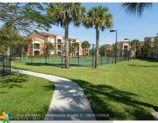 7950 Nob Hill Rd  #201, Tamarac, FL 33321