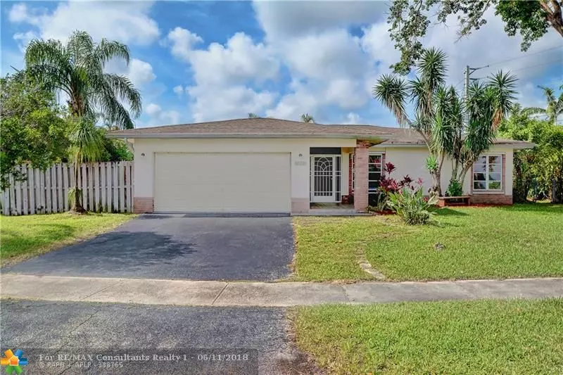 6930 NW 81st Pl, Tamarac, FL 33321