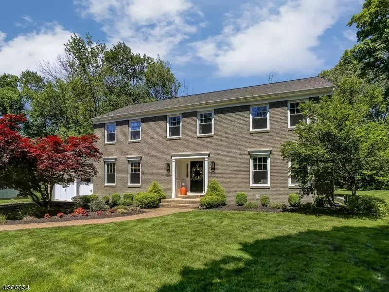 31 Geoffrey Ct, Chatham Twp., NJ 07928