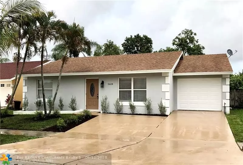 5628 Priscilla Ln, Lake Worth, FL 33463