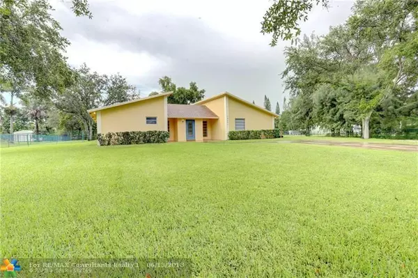 Davie, FL 33325,14401 SW 20th St