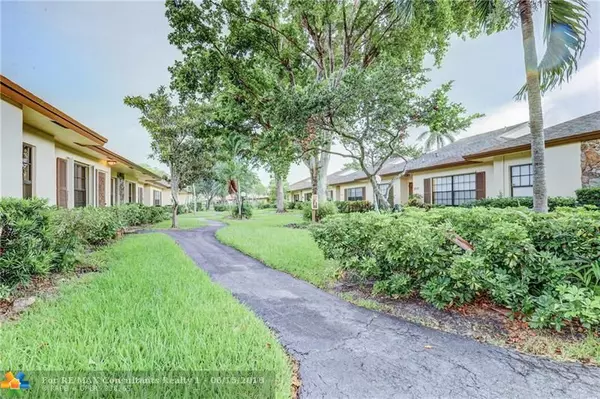 Davie, FL 33317,7554 Nova Dr  #28