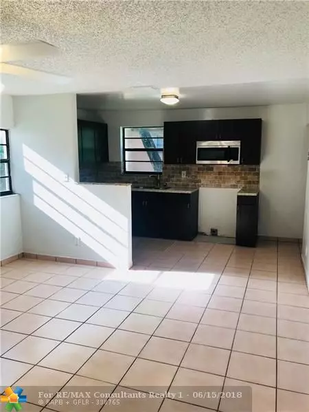 Miami Gardens, FL 33054,15800 NW 39th Ct